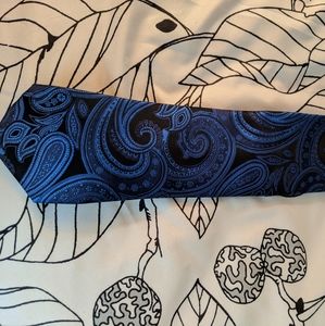 Men's tie